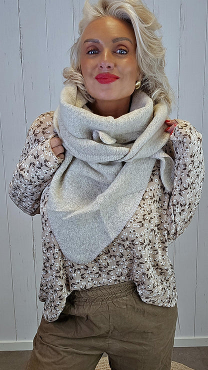 Trekantet skjerf varm beige
