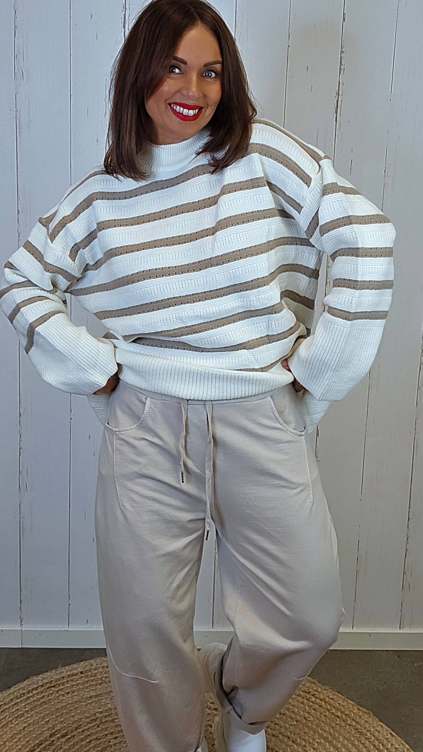 Rikke genser med striper