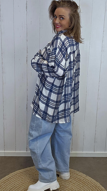 Veronika bluse med ruter navy