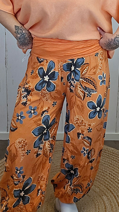 Henriette bukse med print orange