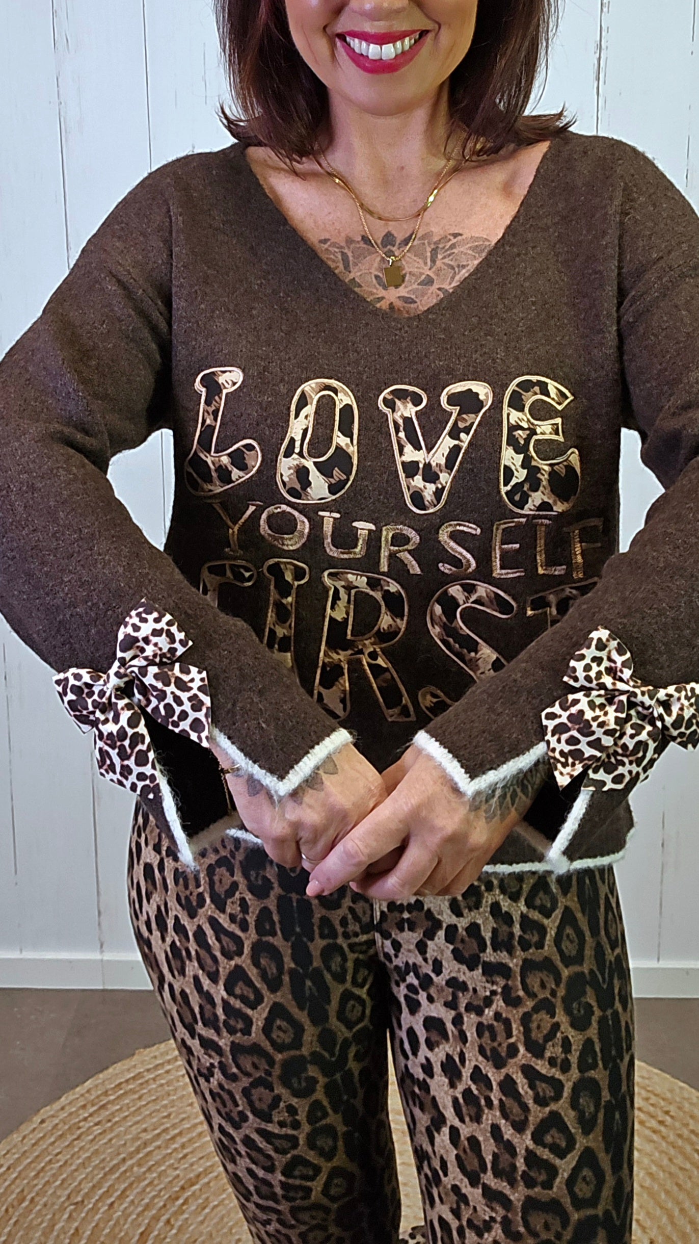 Elvira LoveYourself Genser Brun