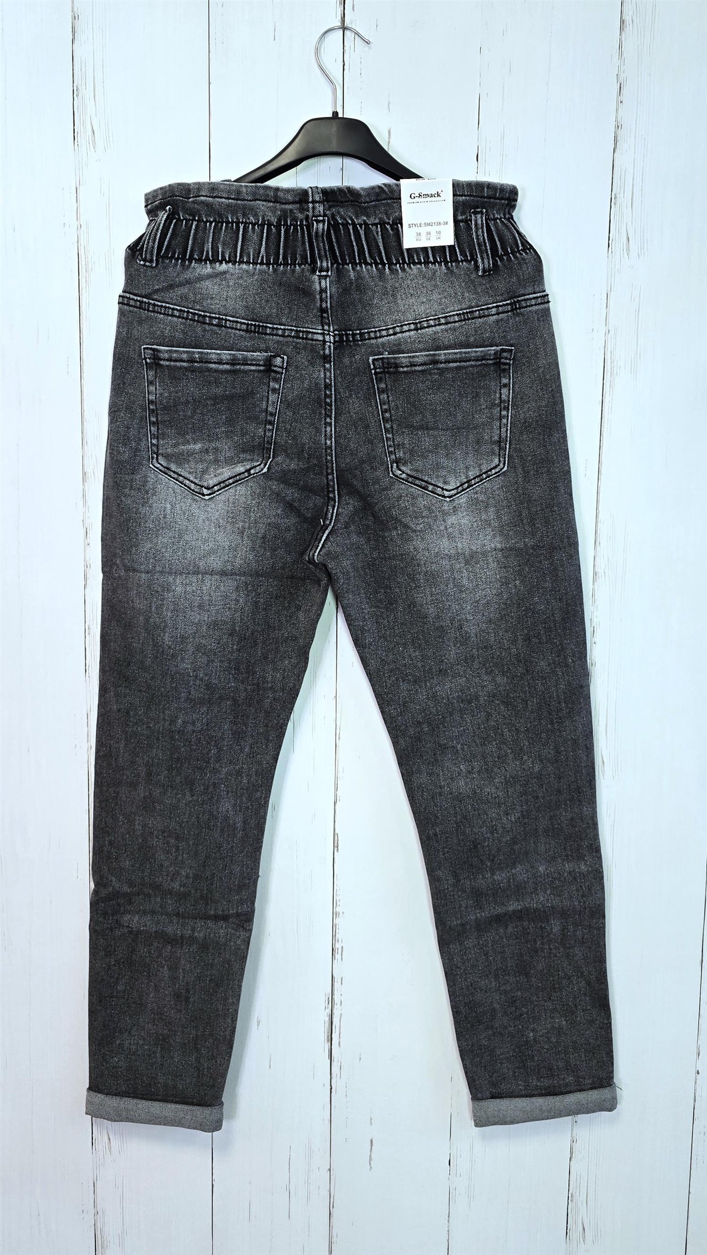 Grå jeans med strikk i livet