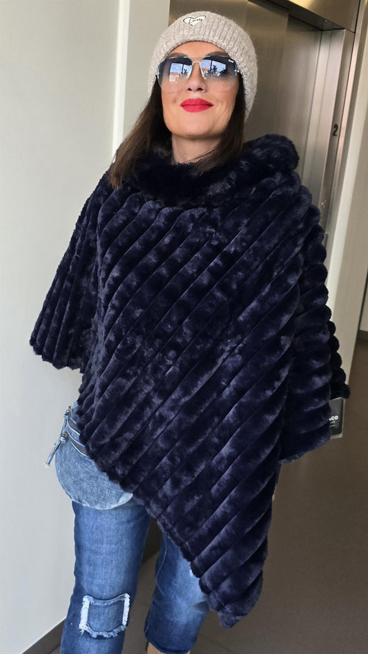 Gabrielle poncho navy