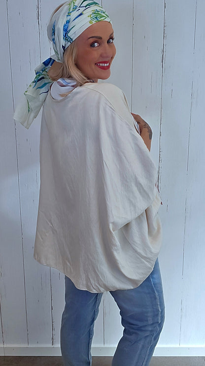 Poncho topp med skjerf beige