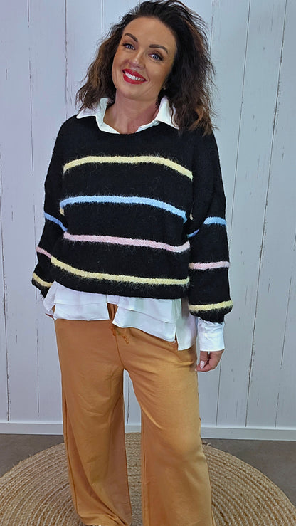 Hedda strikkegenser svart