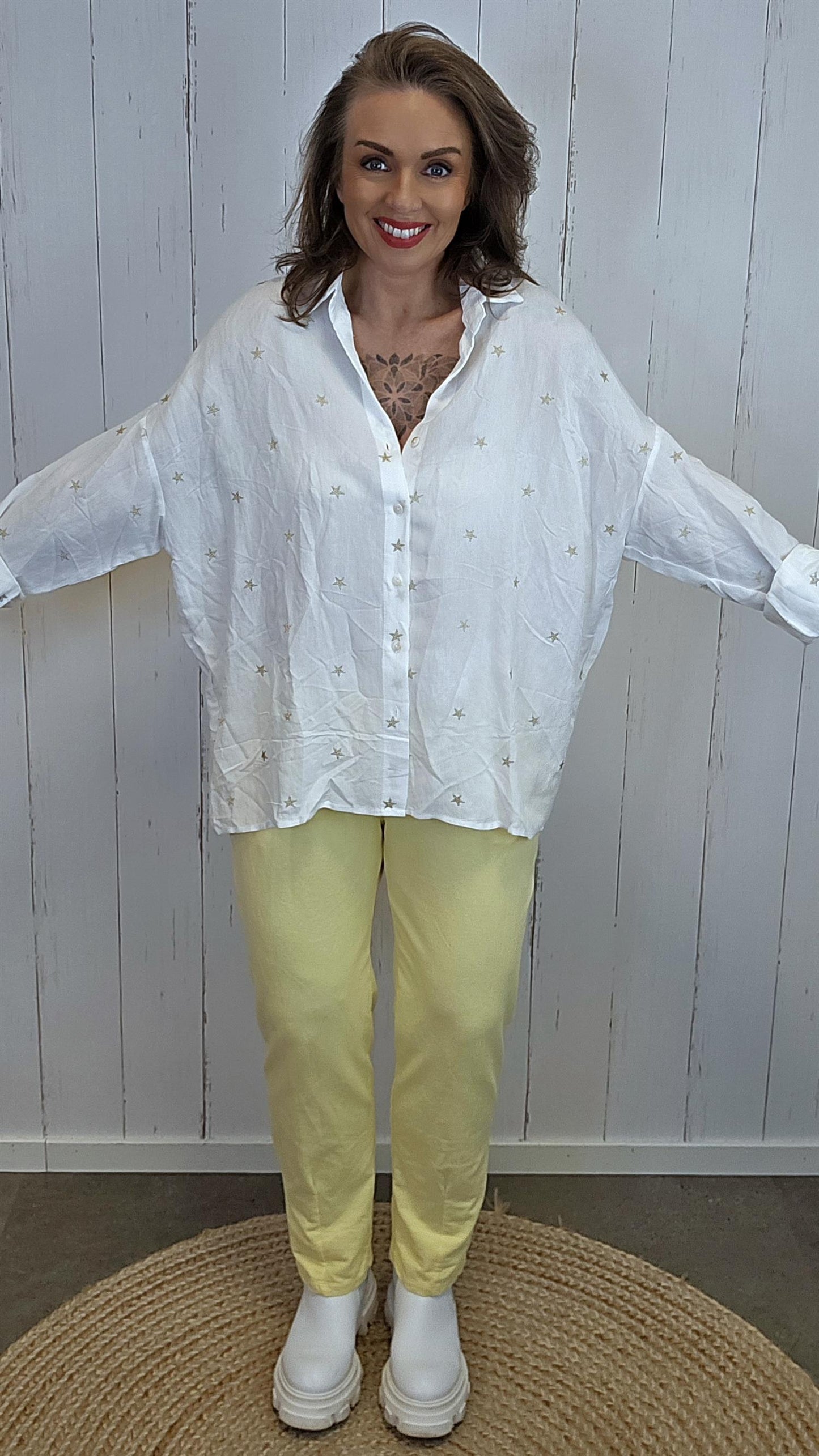 Nora skjorte med stjerner hvit