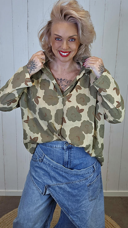 Zoe bomullsbluse med blomsterprint