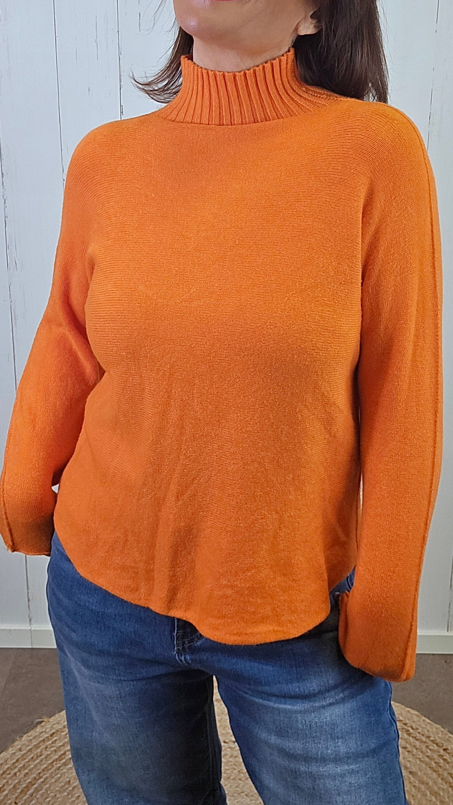 Caroline Høyhalsgenser Orange