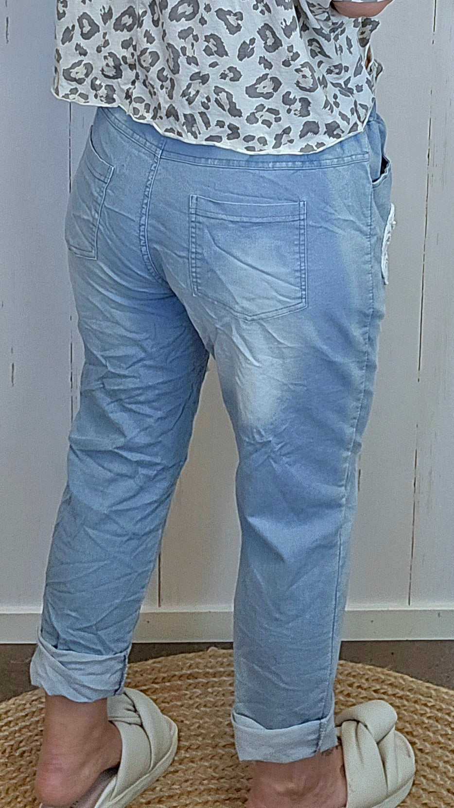 Vilde jeans med detaljer Lys blå