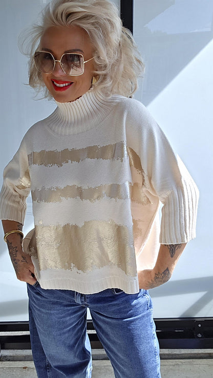 Pullover gold print