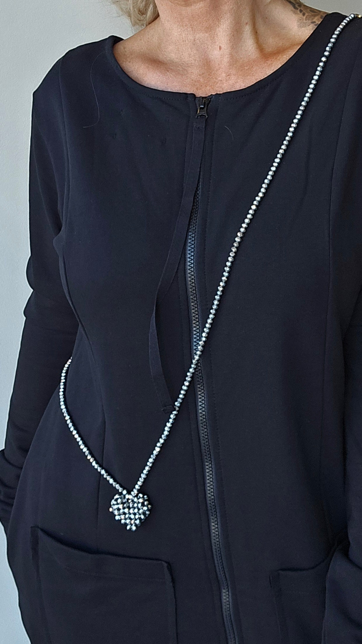 Across necklace heart silver