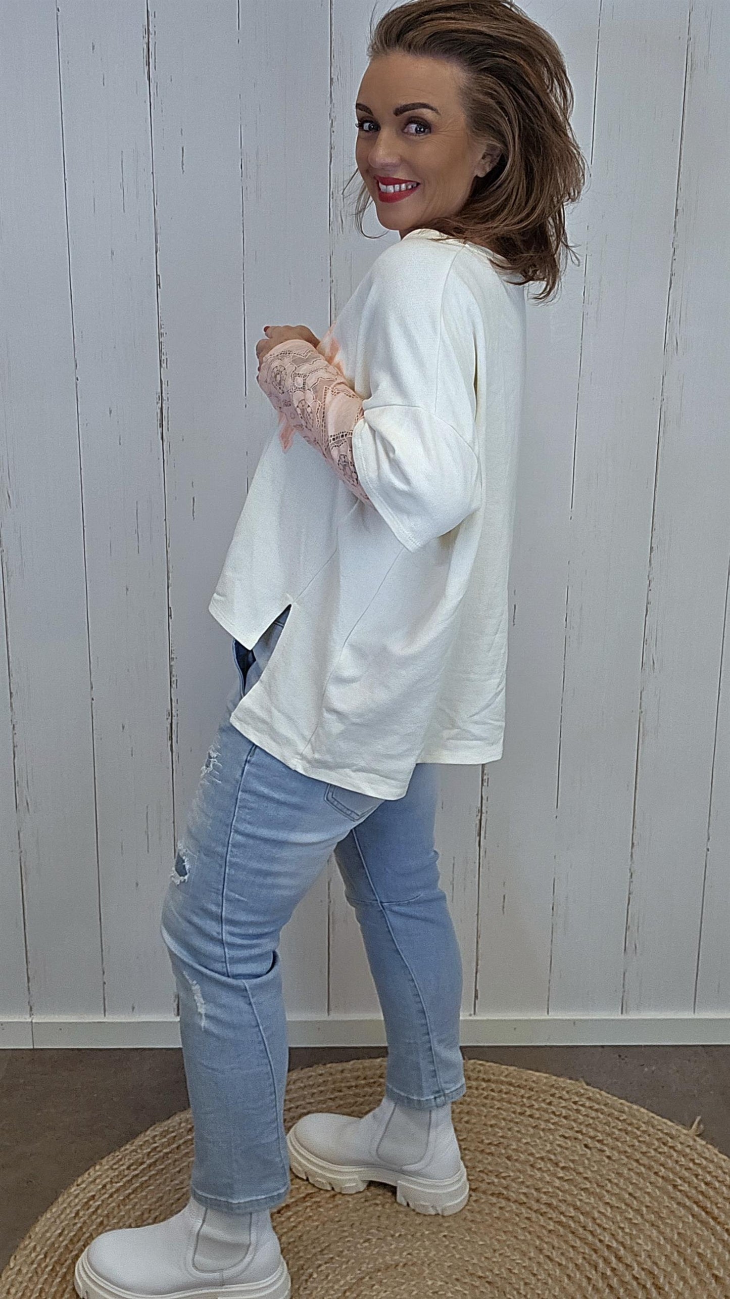 Birka oversized topp hvit/rosa