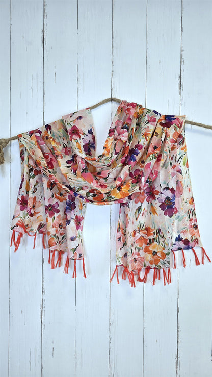 Nora skjerf med frynser