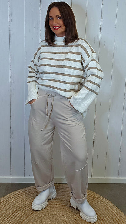 Rikke genser med striper