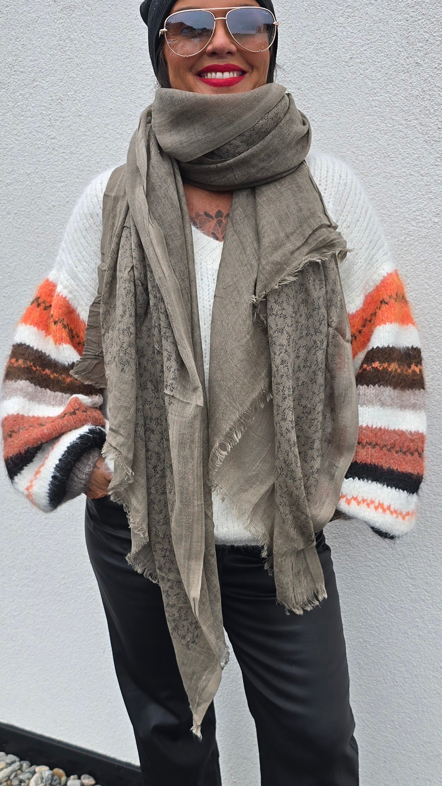 Tanja skjerf taupe