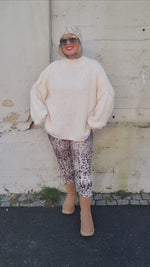 Knitted Sweater Creme