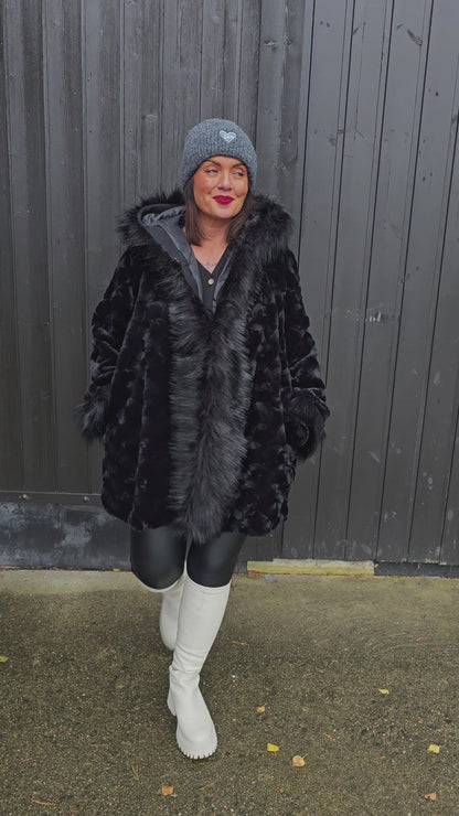 Bianca hette jakke med pels
