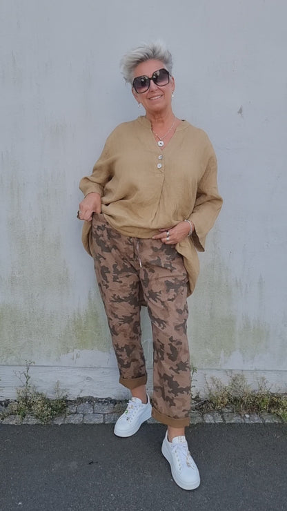 Sofia camo bukse camel