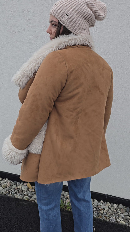 Kajsa jakke camel med pels