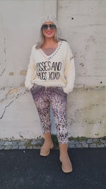 Kiss And Hug Sweater Creme