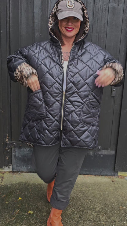 Alvina hette jakke med leo