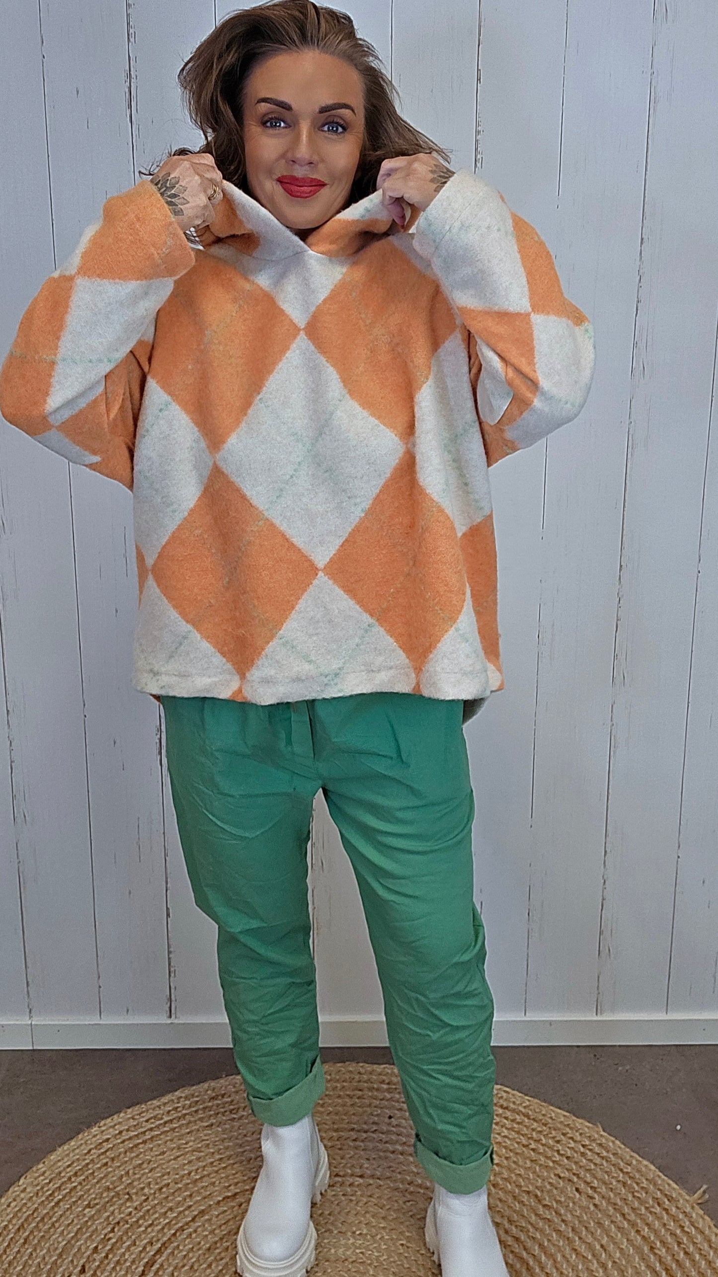 Disa hettegenser oransje