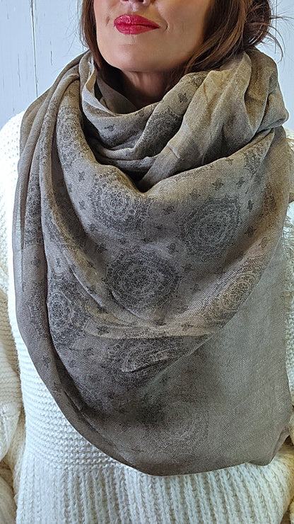 Belinda skjerf taupe